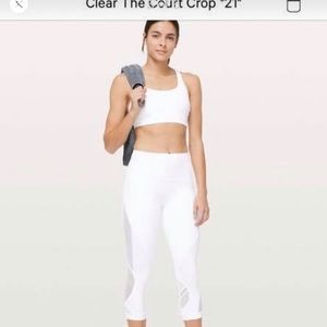 (NWOT) Lululemon Clear The Court Crop 21”